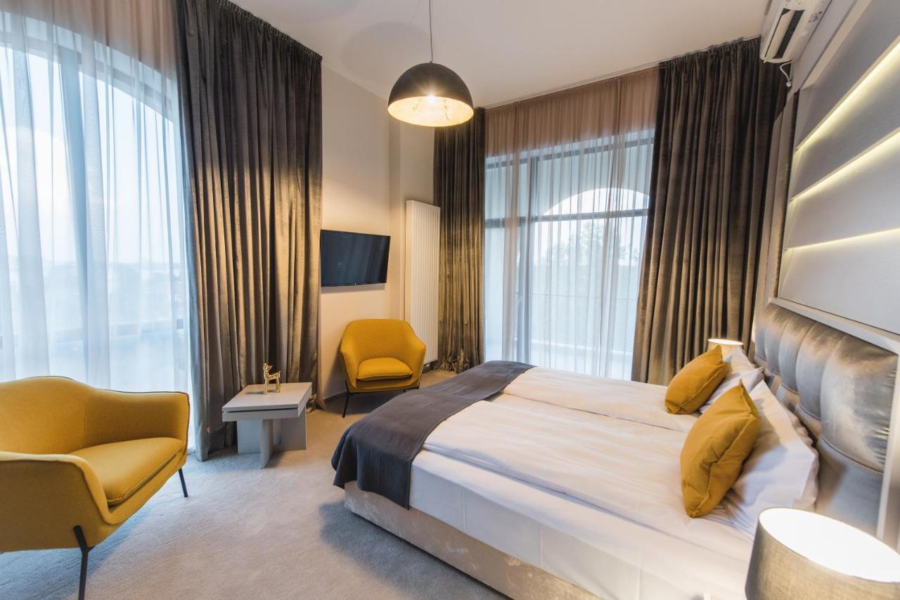 Hotel Edma Александрия Екстериор снимка