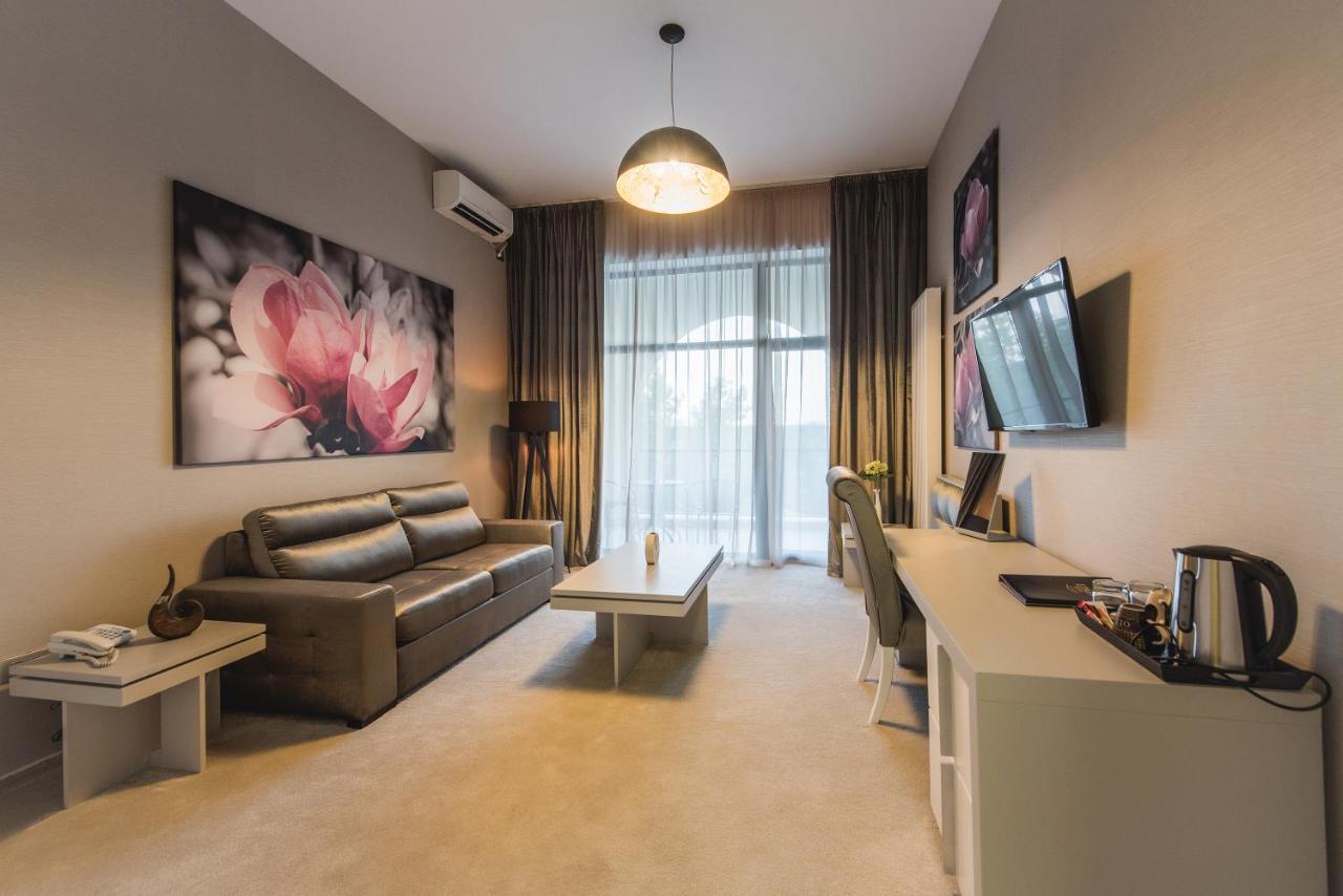 Hotel Edma Александрия Екстериор снимка