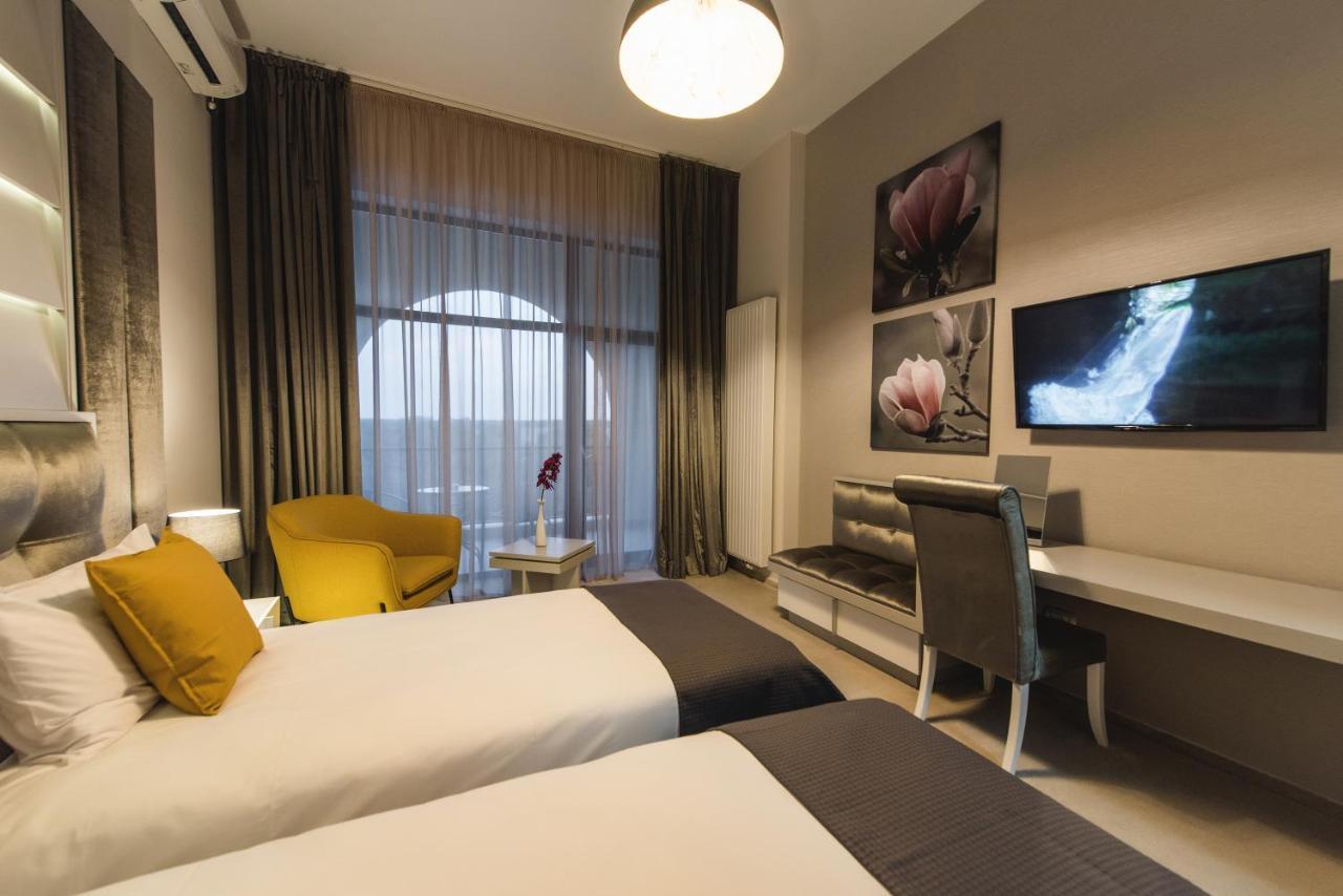 Hotel Edma Александрия Екстериор снимка